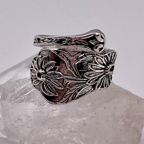Boho Single Large Daisy or Sunflower Adjustable Spoon Ring #1311 - Picture 6 of 9